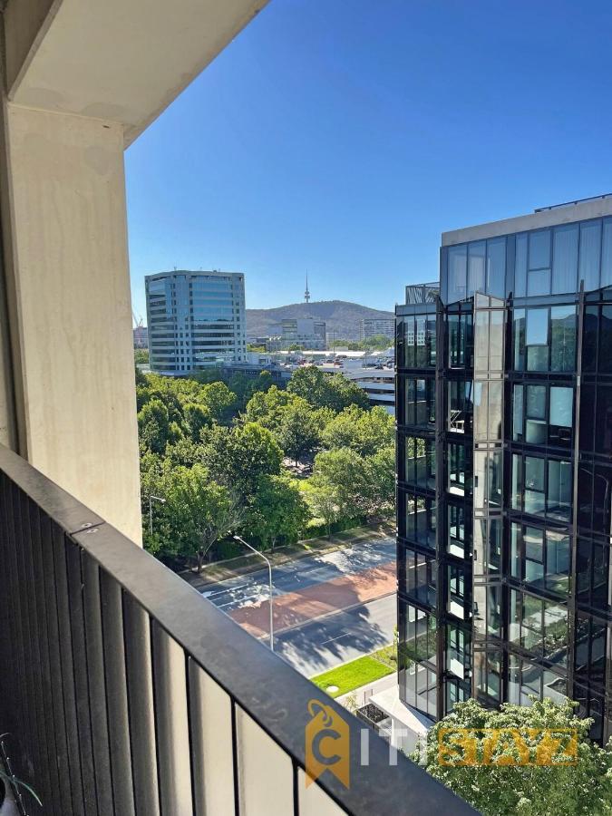 Appartamento Splendid 2Bd 1Bth 1Csp Apt - Superb Cbd Location Canberra Esterno foto